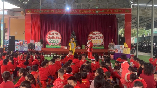 Chương trình" Giáng Sinh Cổ Tích" 2024